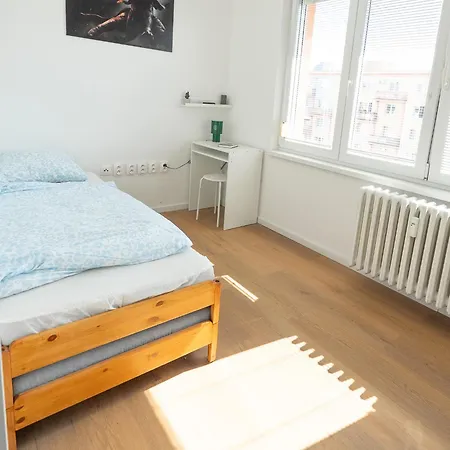 Sklenarova Retreat Apartamento Bratislava
